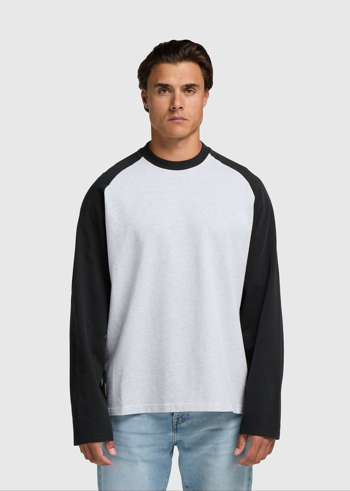 Bruno • Camiseta Raglán Bicolor