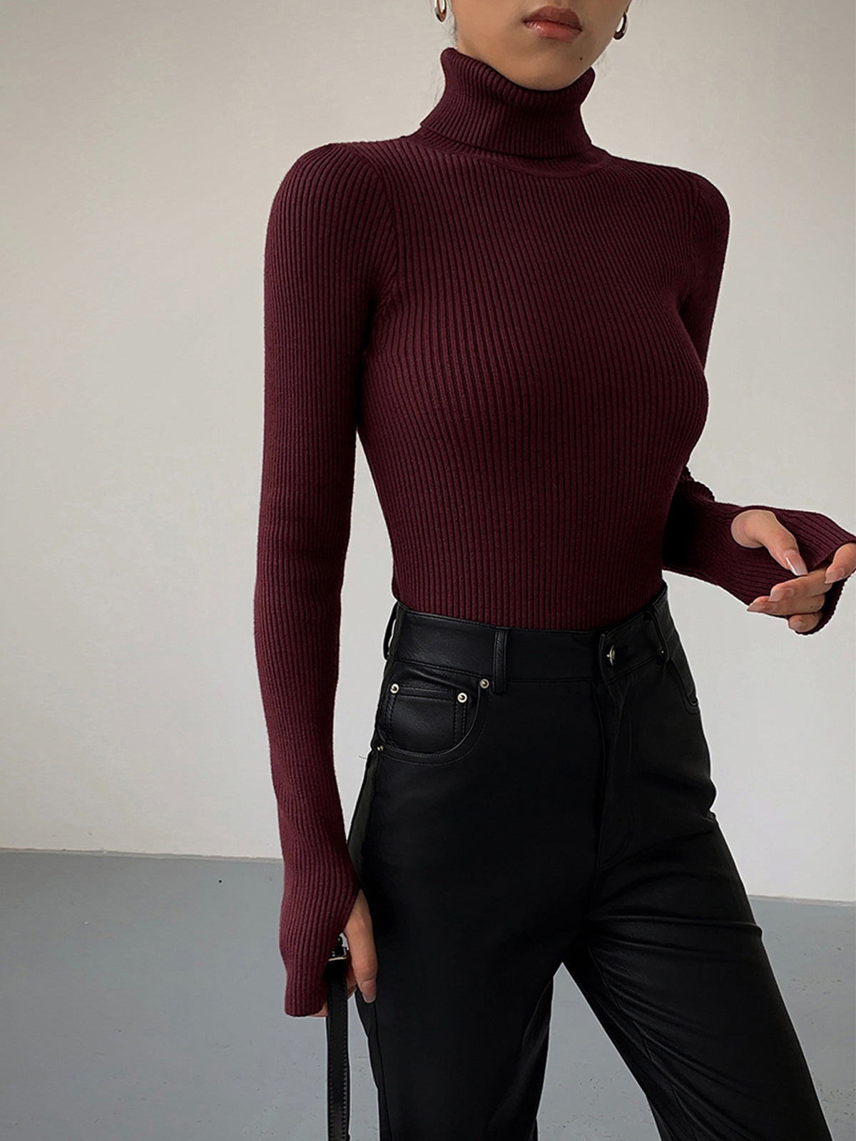 Teresa • Jersey De Punto Ajustado Con Cuello Vuelto