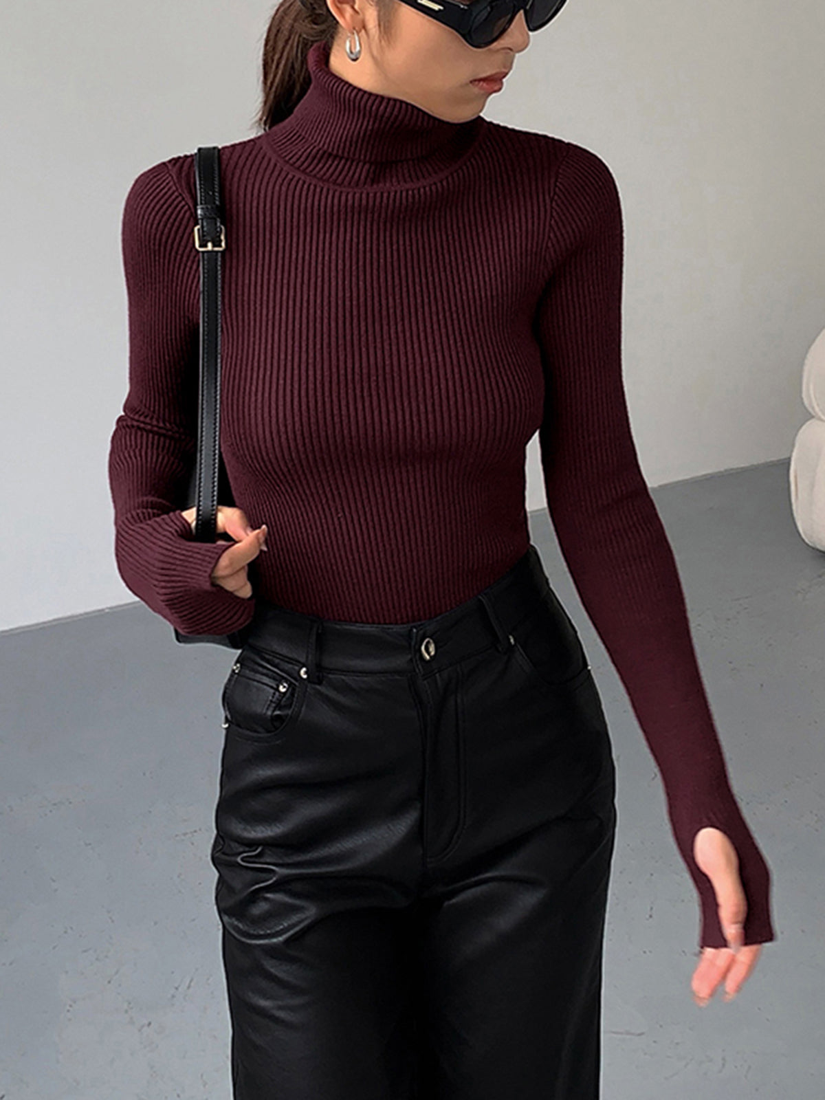 Teresa • Jersey De Punto Ajustado Con Cuello Vuelto
