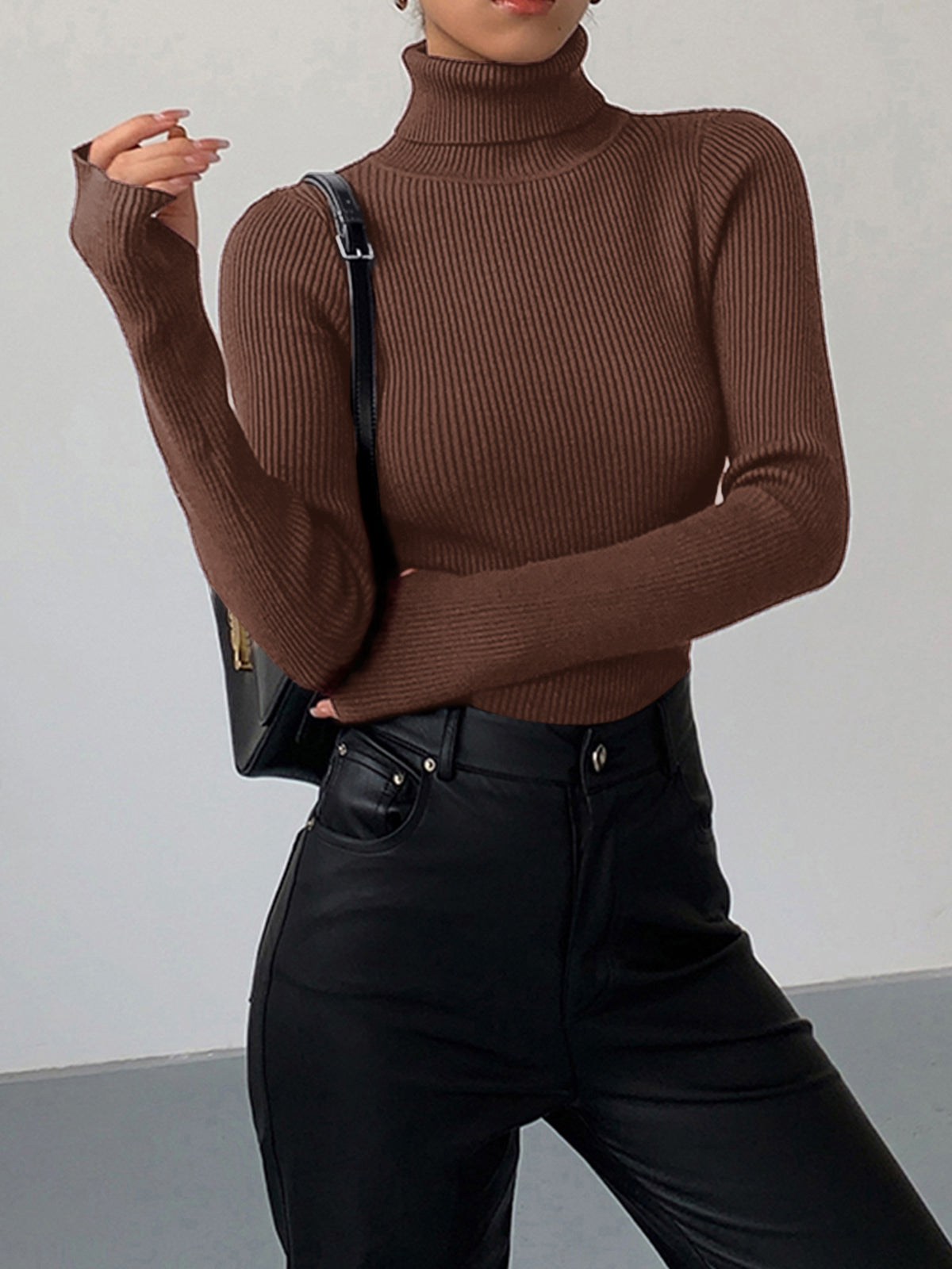 Teresa • Jersey De Punto Ajustado Con Cuello Vuelto