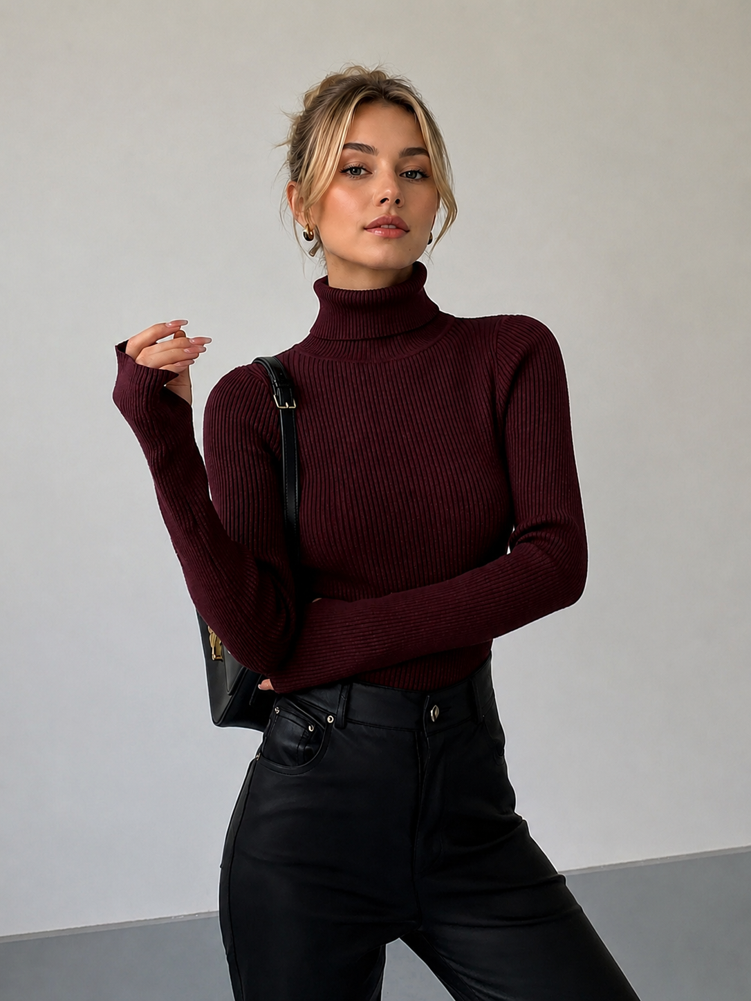 Teresa • Jersey De Punto Ajustado Con Cuello Vuelto