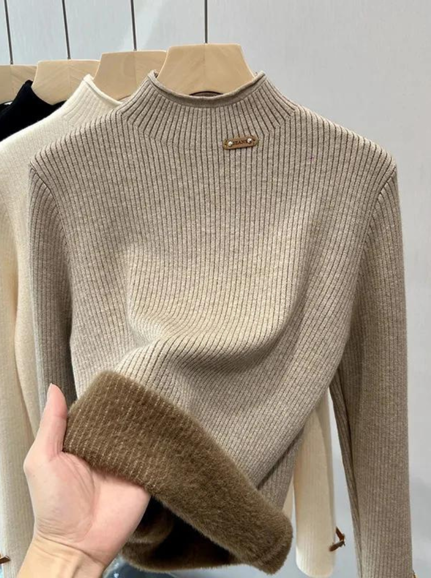 Ona • Jersey Afelpado Cuello Alto