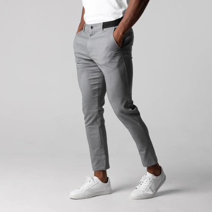 Hugo • Pantalón Chino Elástico
